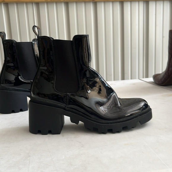 Just Fab, size 8, black leather, black rubber bottom - Picture 2 of 4